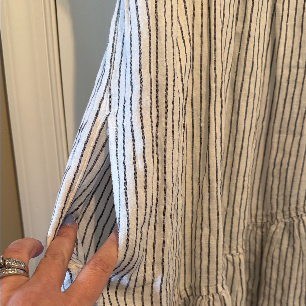 Vineyard Vines Blue and White Striped V-Neck Tiered Midi Dress - Picture 4 of 7